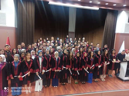 EĞİTİM FAKÜLTESİ İLK MEZUNLARINI VERDİ